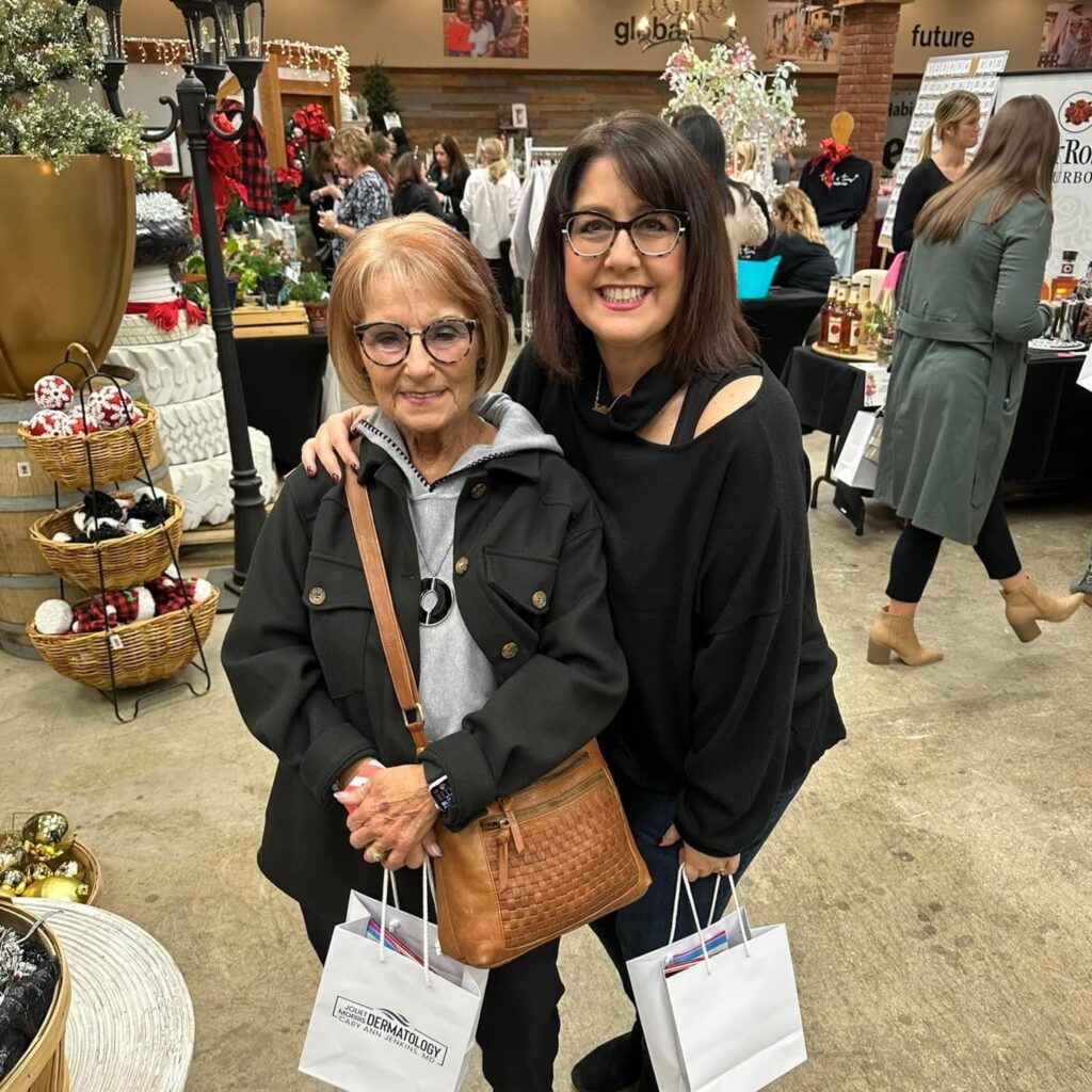 IMG_1879-tinsel-square