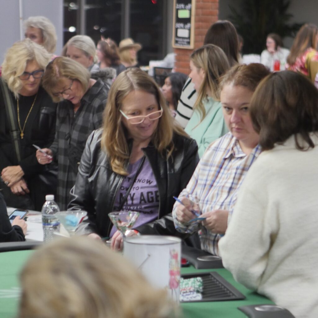 P1320151 square tinsel and tinis