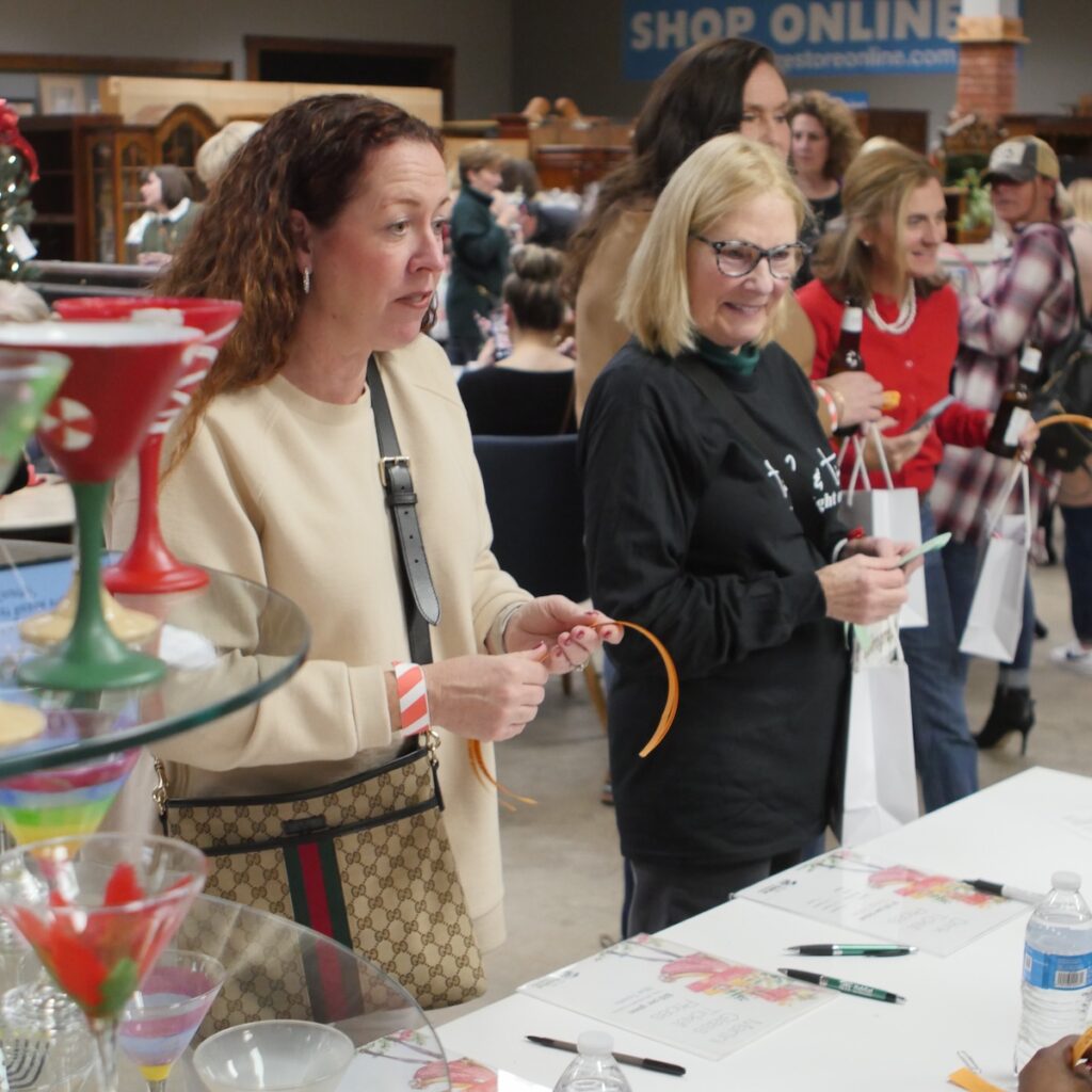 P1320316 square tinsel and tinis